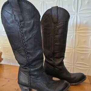 Lane Black Cowboy Boots - Size 8